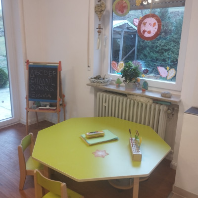 Ess und Basteltisch